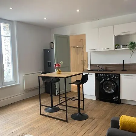 Mimosa- F3- 10 Min Du Centre Appartement Charleville-Mézières